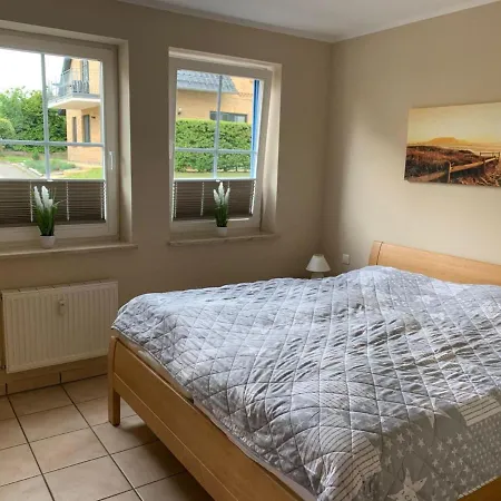 Ferienwohnung Meeresleuchten شقة غلوفي
